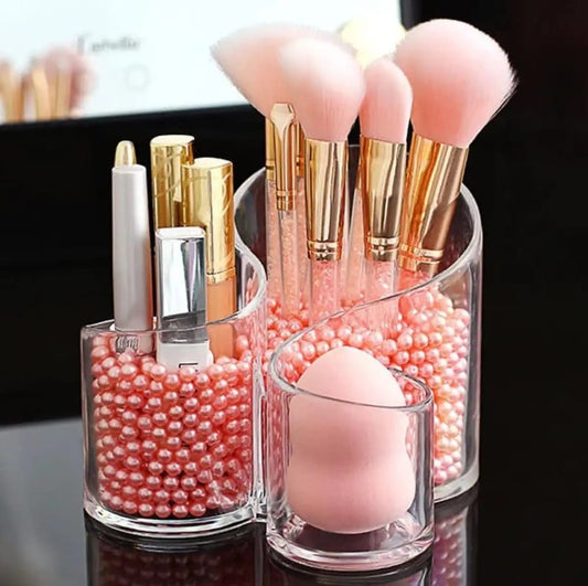 Elegant Beauty Storage: Premium Brush Organizer & Makeup Essentials